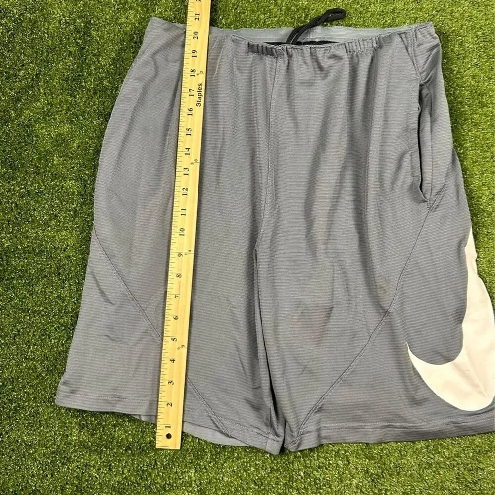 Nike Men's Grey and Blue Shorts